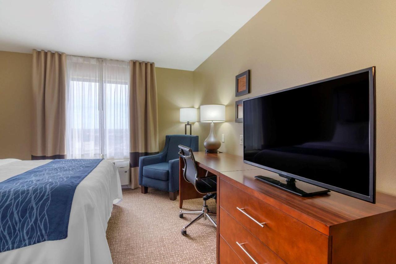 Comfort Inn&Suites Mandan - Bismarck Extérieur photo