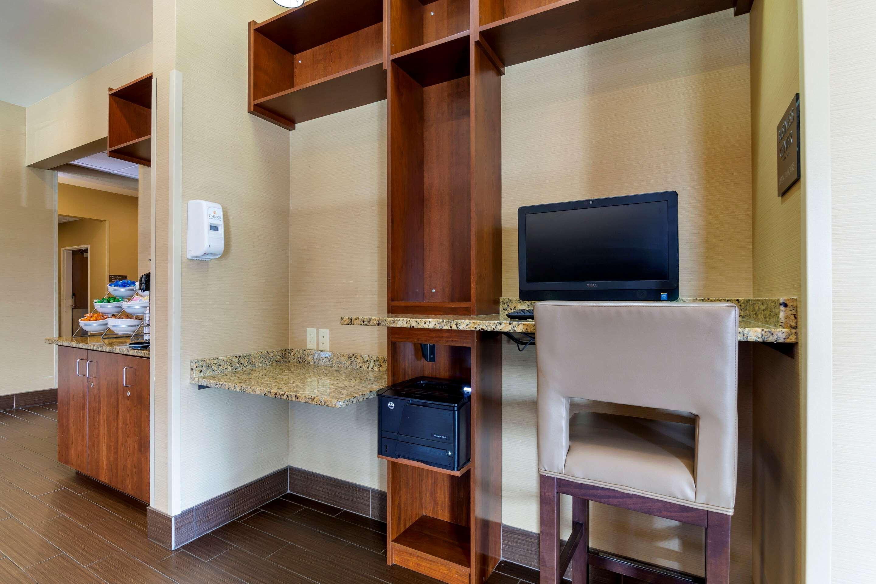 Comfort Inn&Suites Mandan - Bismarck Extérieur photo