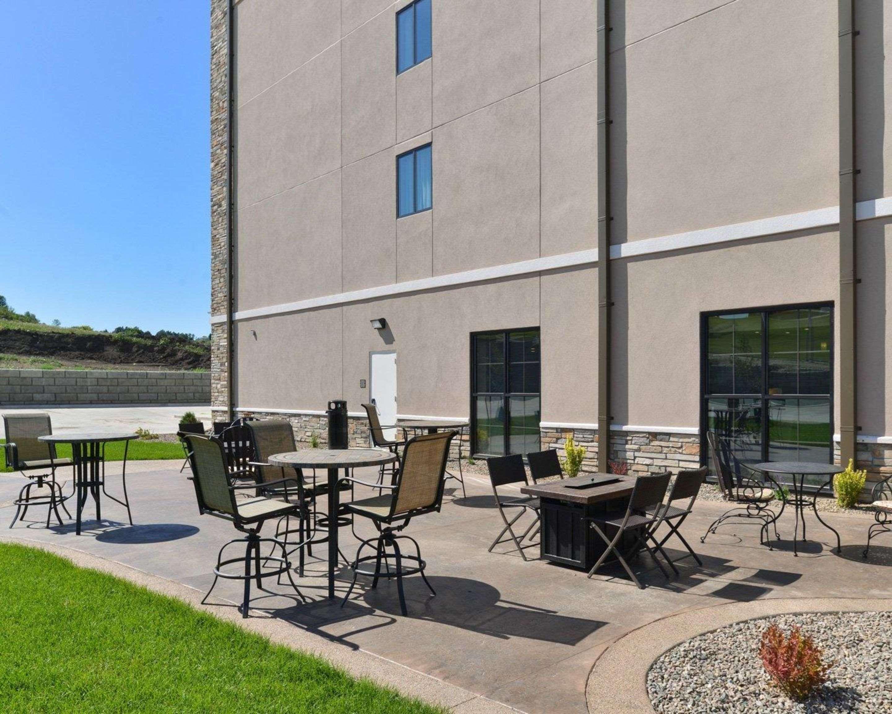 Comfort Inn&Suites Mandan - Bismarck Extérieur photo
