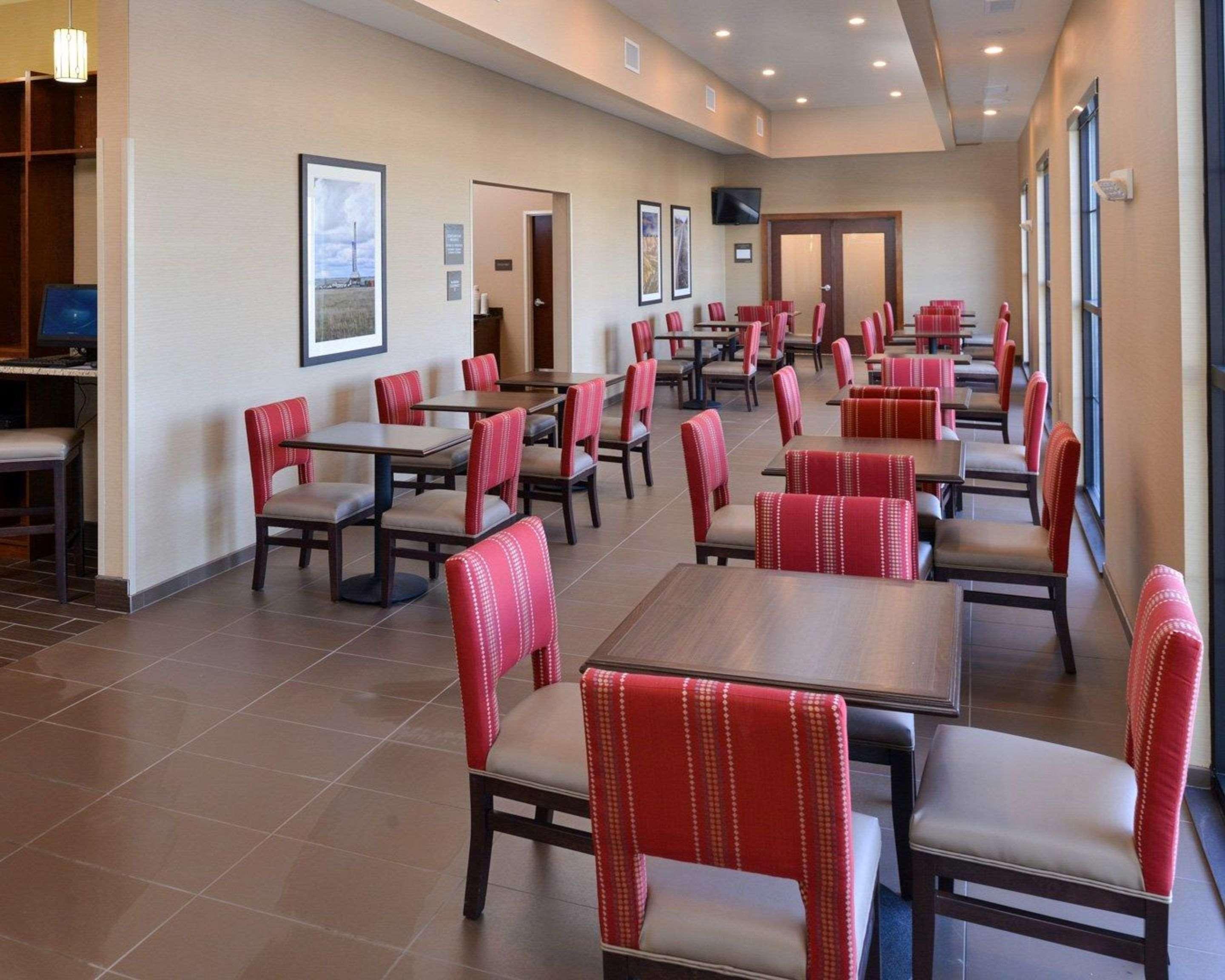 Comfort Inn&Suites Mandan - Bismarck Extérieur photo