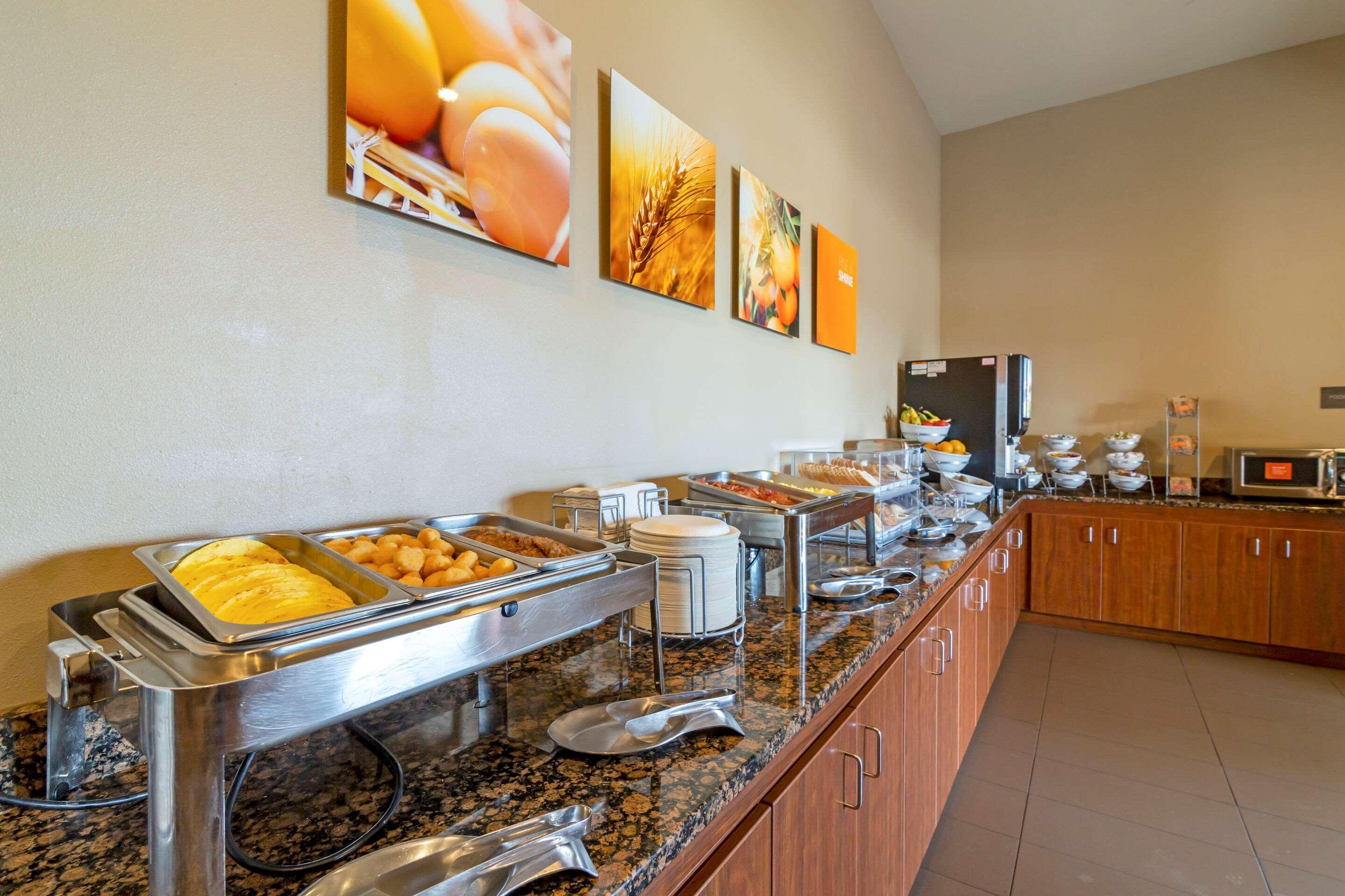 Comfort Inn&Suites Mandan - Bismarck Extérieur photo
