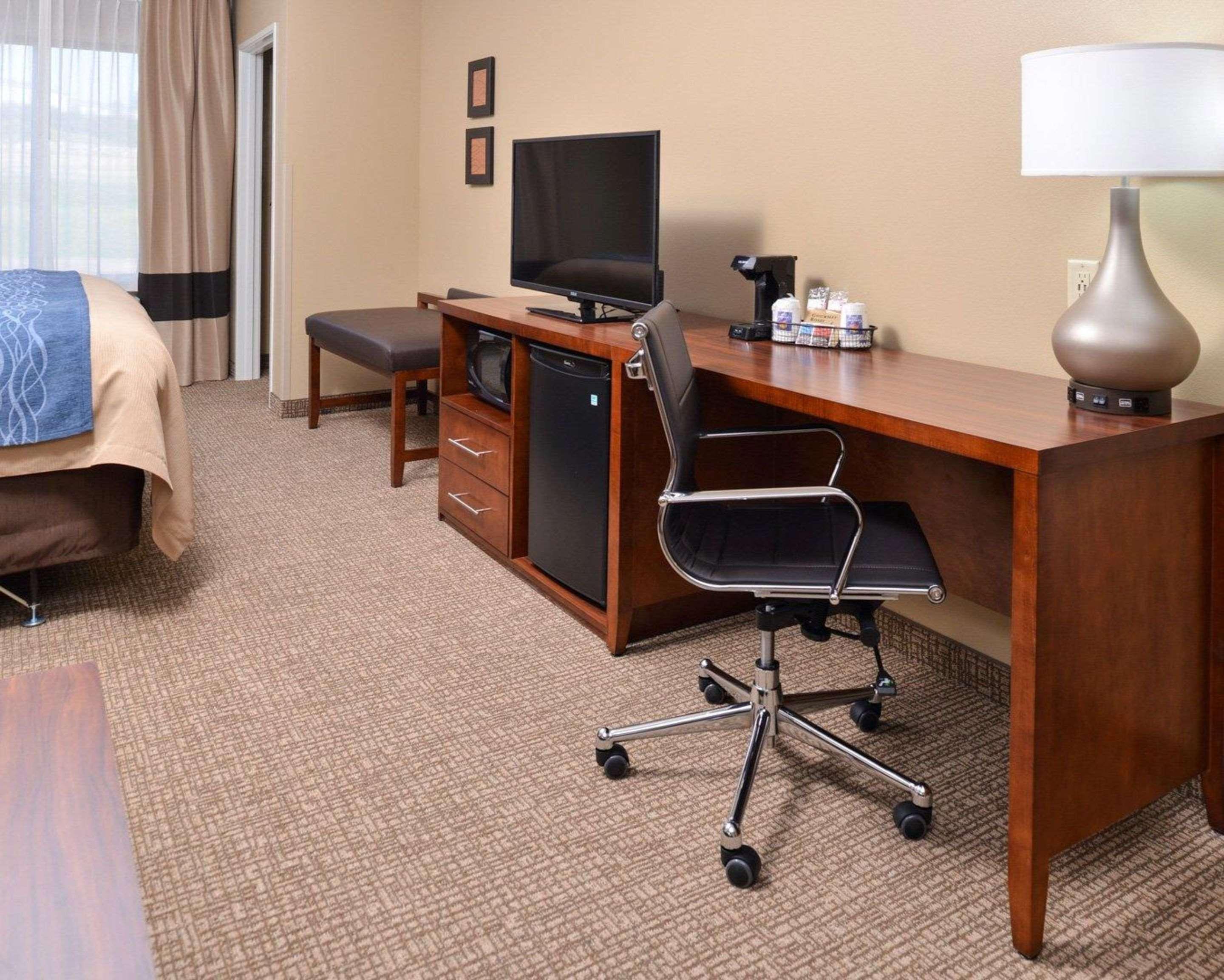 Comfort Inn&Suites Mandan - Bismarck Extérieur photo