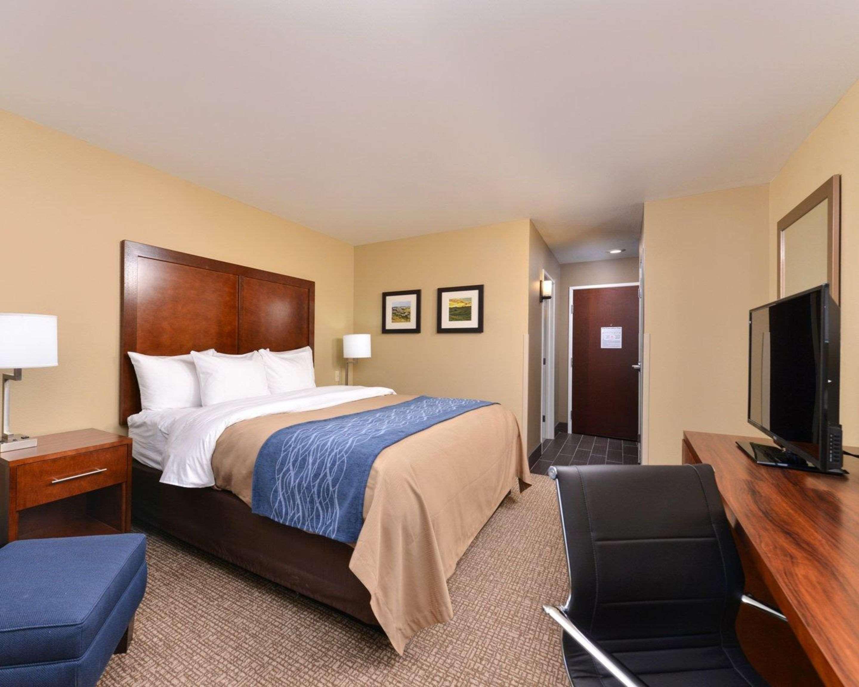 Comfort Inn&Suites Mandan - Bismarck Extérieur photo