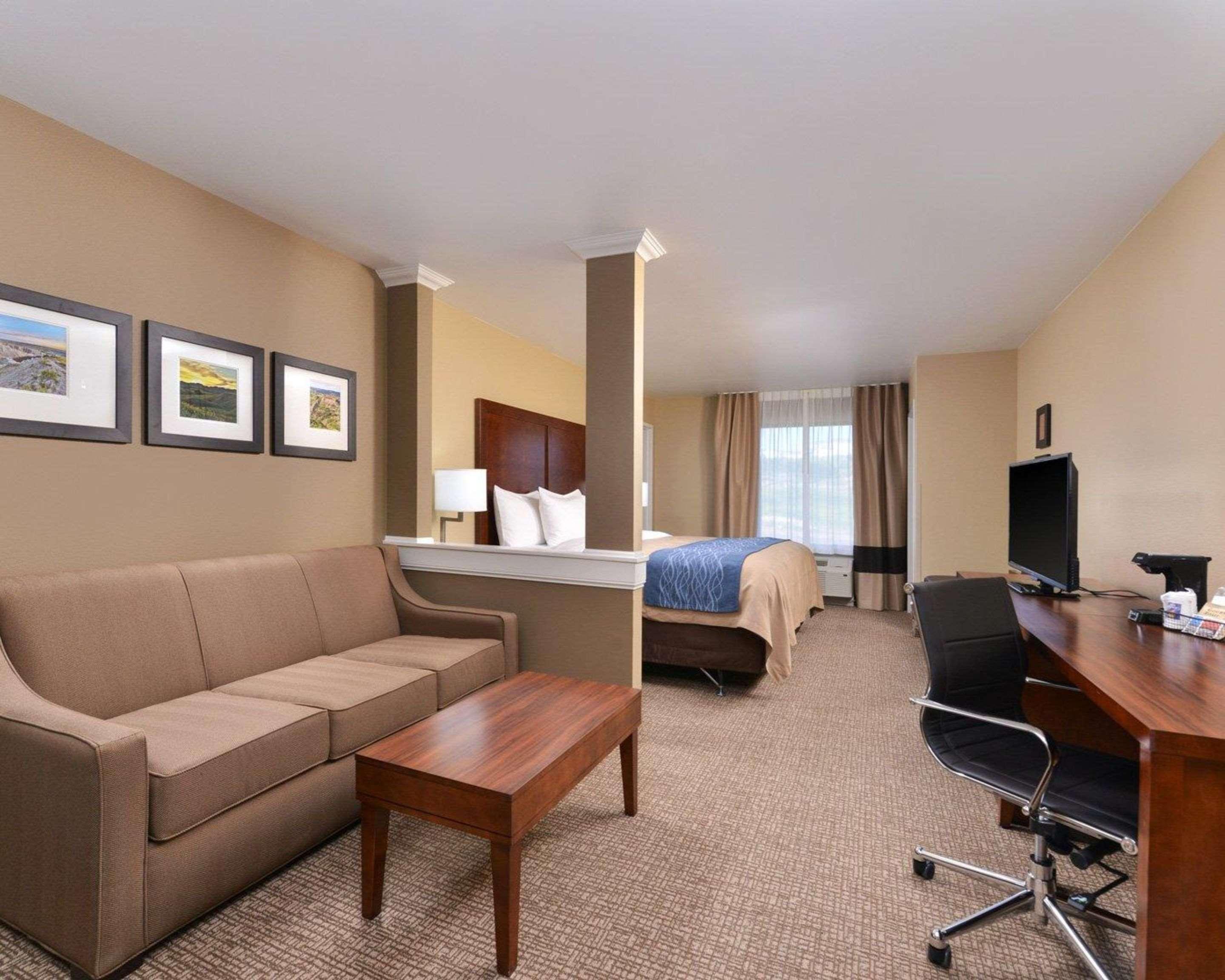 Comfort Inn&Suites Mandan - Bismarck Extérieur photo