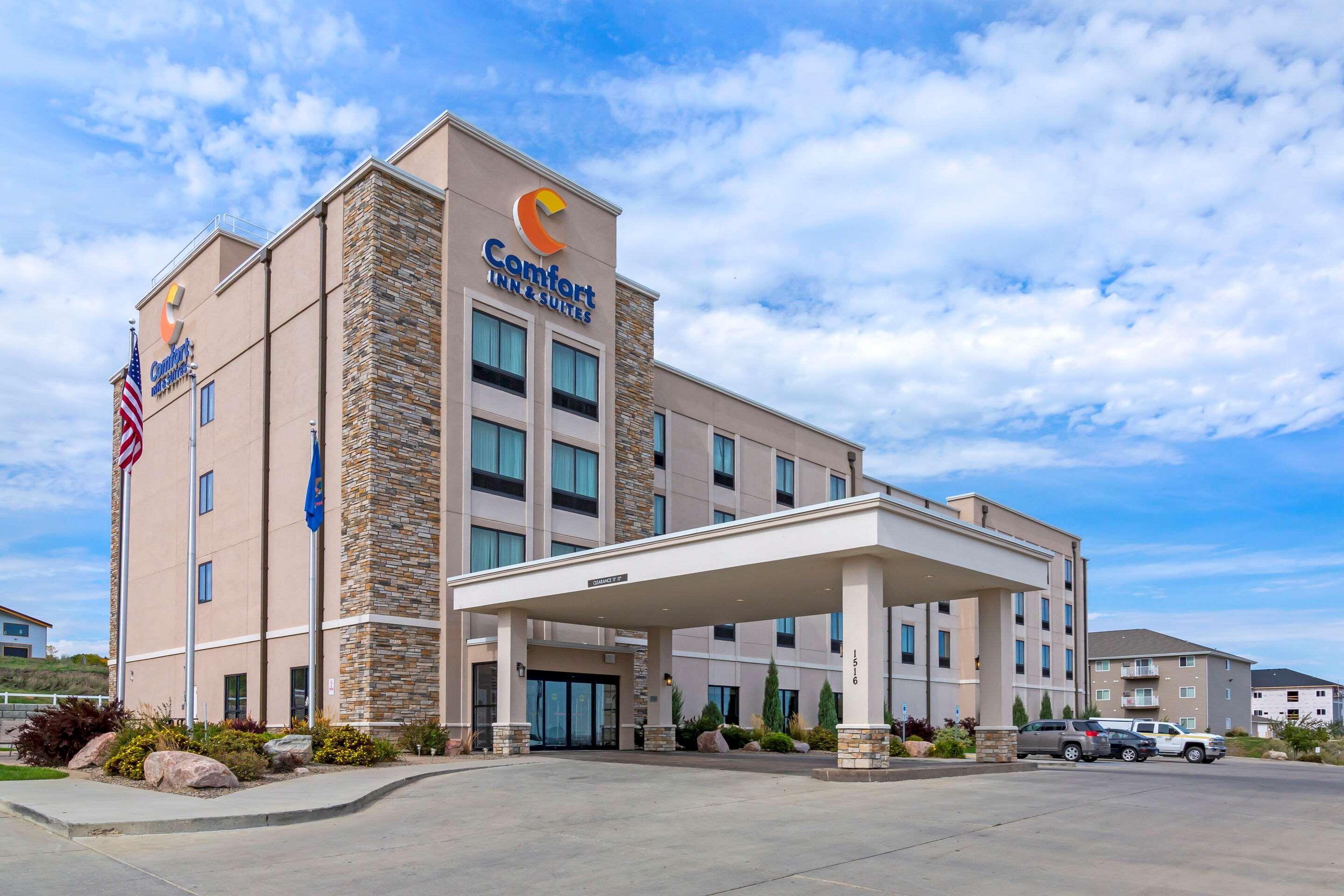 Comfort Inn&Suites Mandan - Bismarck Extérieur photo