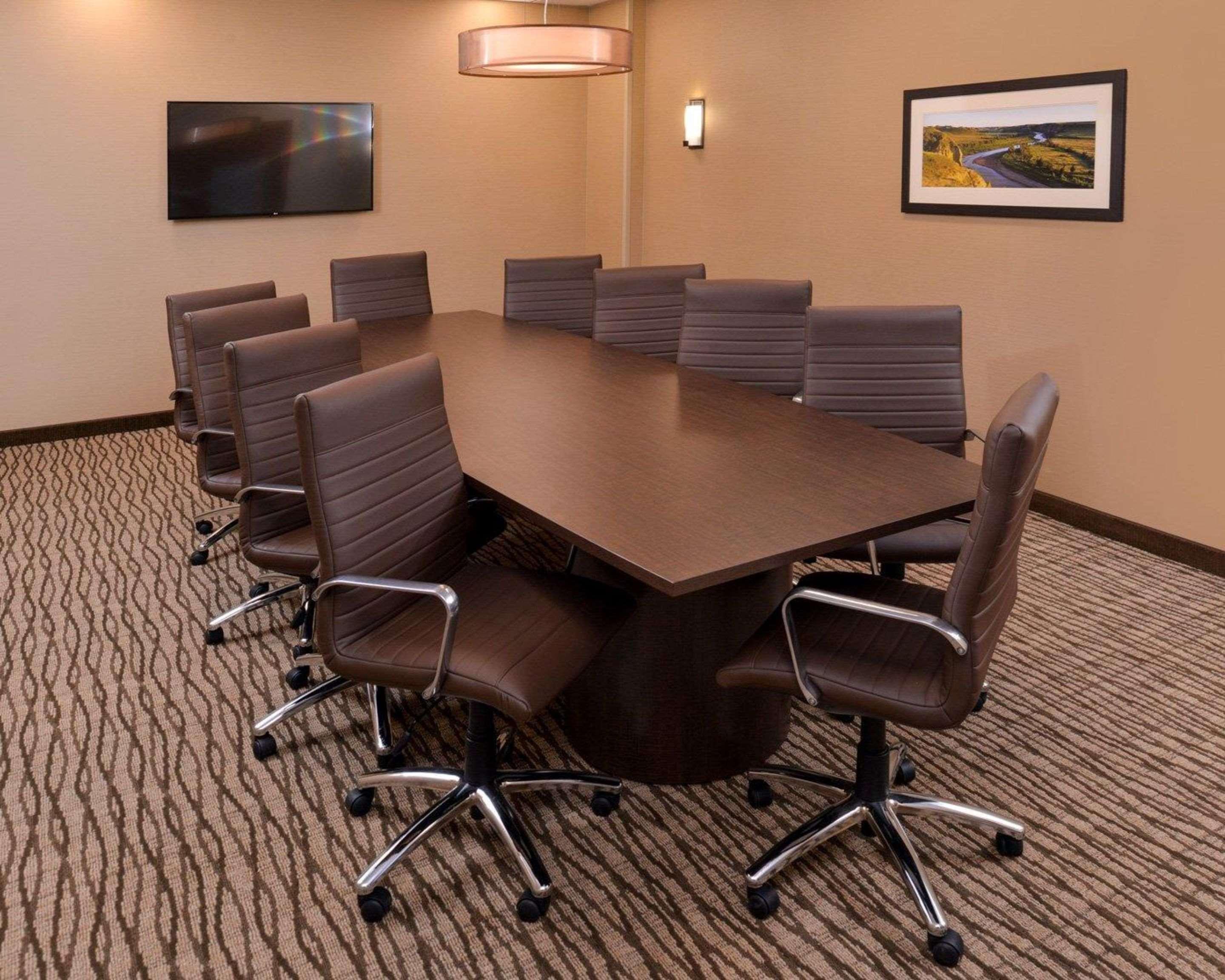 Comfort Inn&Suites Mandan - Bismarck Extérieur photo